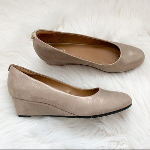 Clarks Vendra Bloom Artisan Wedge Pump